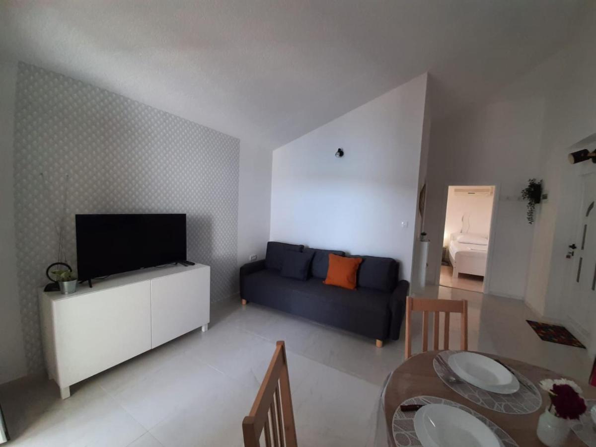 Jasminka Apartment Rogoznica  Ngoại thất bức ảnh